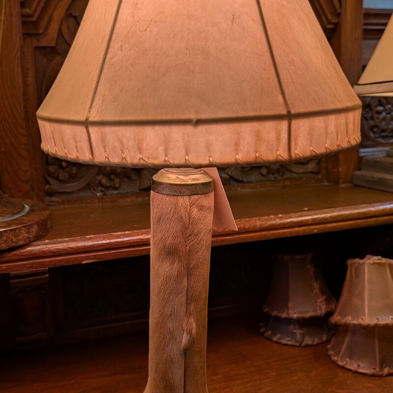Vtg Deer Foot Lamp, Rawhide Shade
12 x 25h