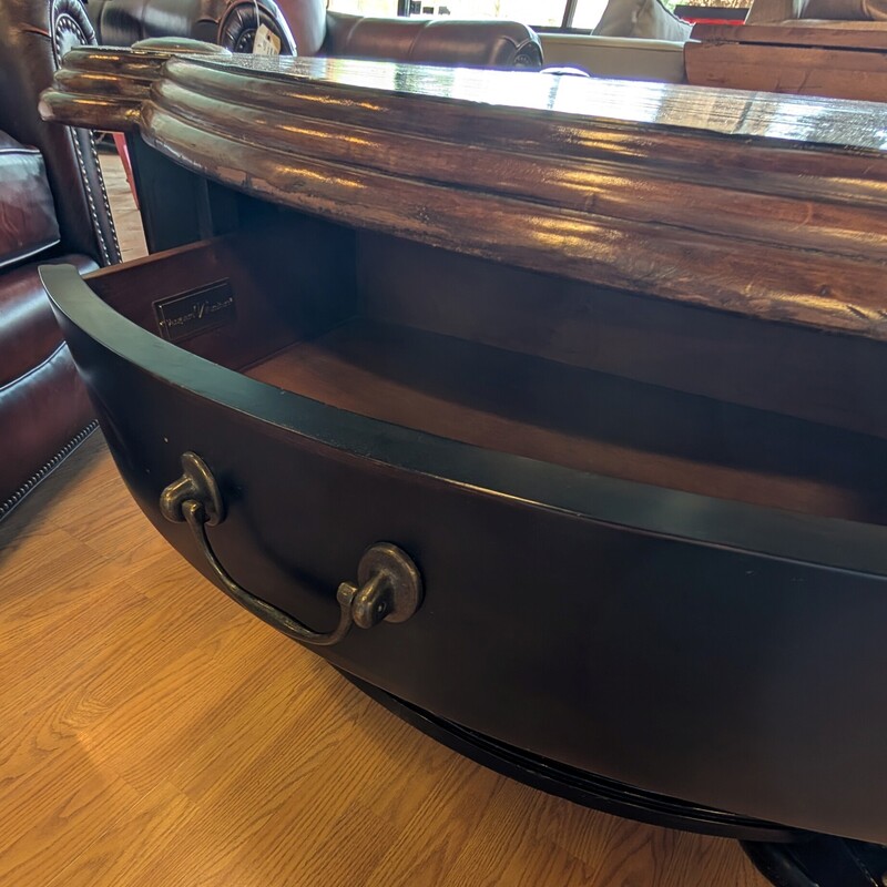 Vanguard Palinni Coffee, Round, Drawer<br />
53 x 53