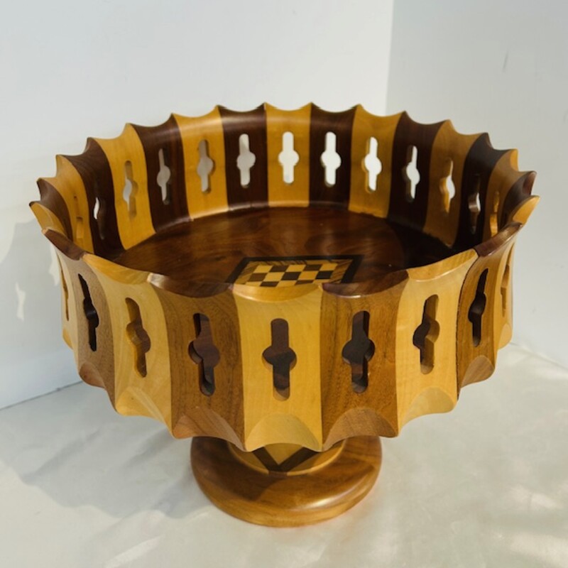 Wood Carve Pinch Rim Foot