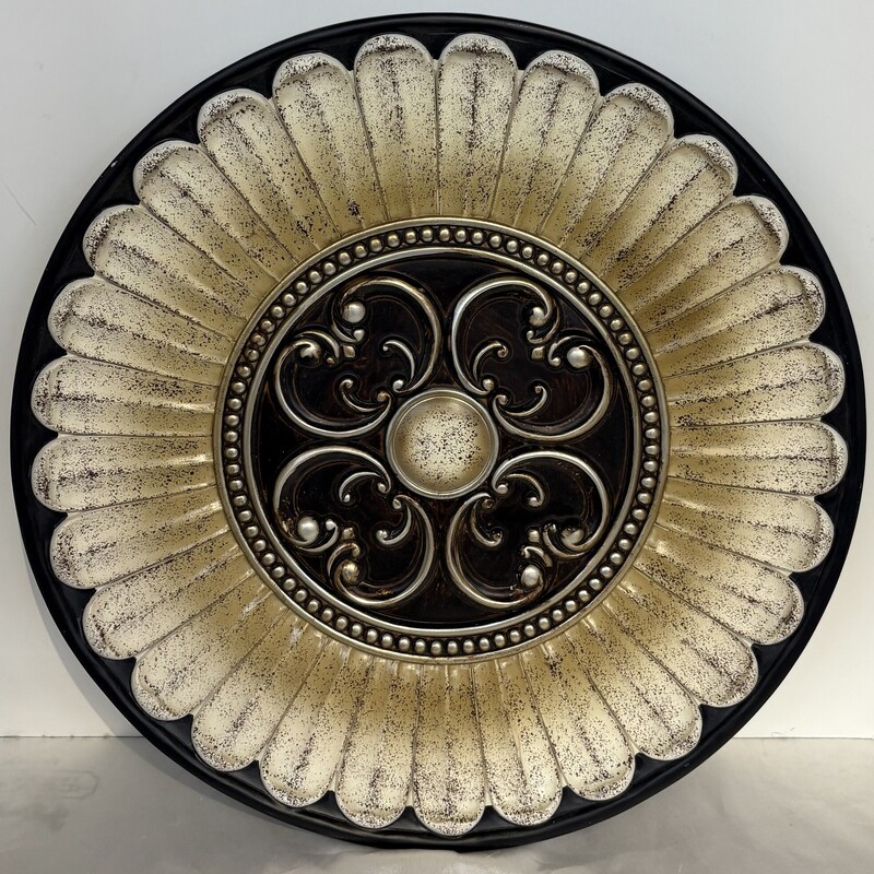 Resin Flower Medallion