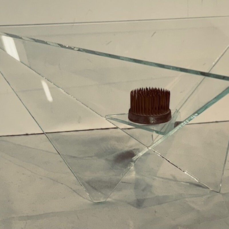 Glass Geom Flower Frog