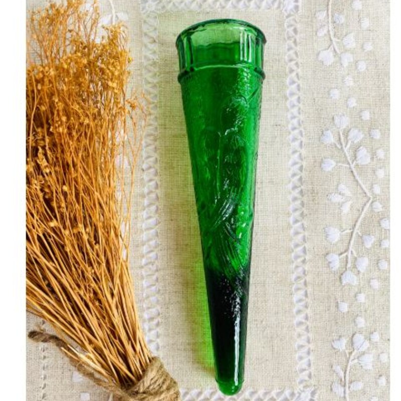 Dugan Woodpecker Vase