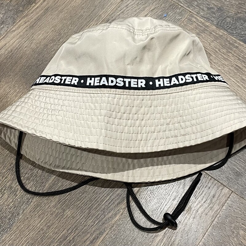 Headster Bucket Hat