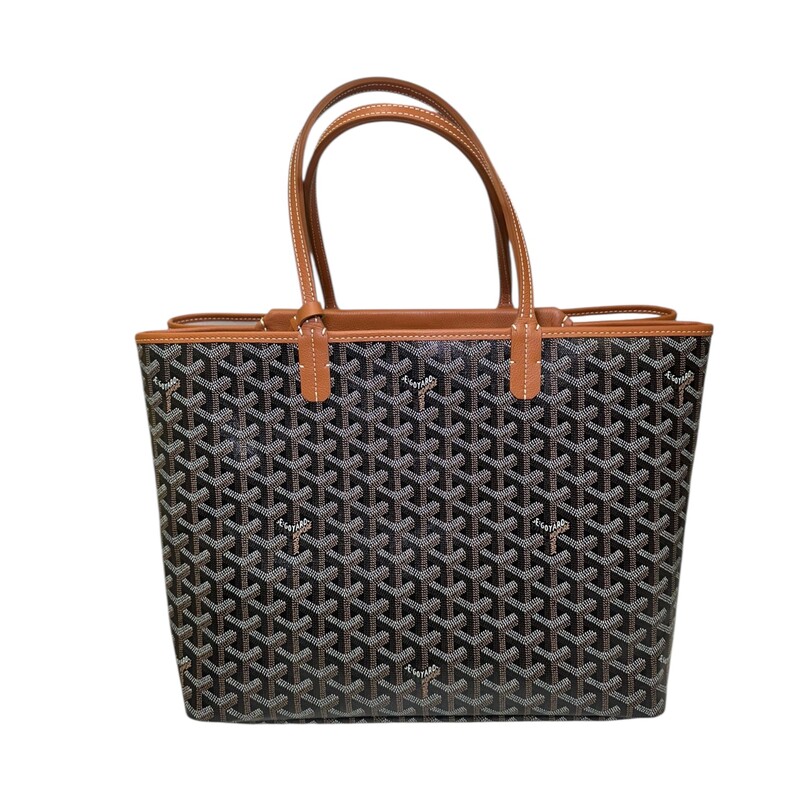 Goyard Isabelle Coated Canvas Double Tote with Pouch<br />
<br />
Date Code: LME020205<br />
<br />
Dimensions:<br />
Strap Drop: 8<br />
Height: 11<br />
Width: 13<br />
Depth: 8<br />
<br />
In excellent condition. Like new.<br />
<br />
Does not come with original dust bag or box.