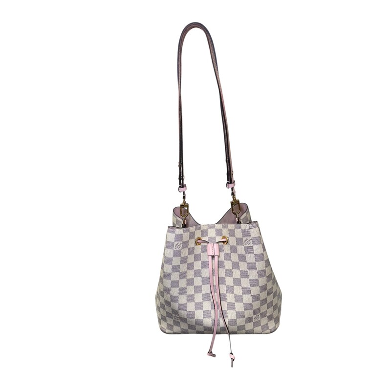 Louis Vuitton Neonoe Damier Azur Bucket Bag<br />
<br />
Lining Ballerina Pink<br />
<br />
Date Code:SP2169<br />
<br />
Dimensions:<br />
<br />
Base length: 10.25 in<br />
Height: 10.25 in<br />
Width: 6.75 in<br />
Drop: 13.5 in<br />
<br />
In very good condition. Some wear and marks on the straps. Some interior marks.<br />
<br />
Does not come with original dust bag or box.