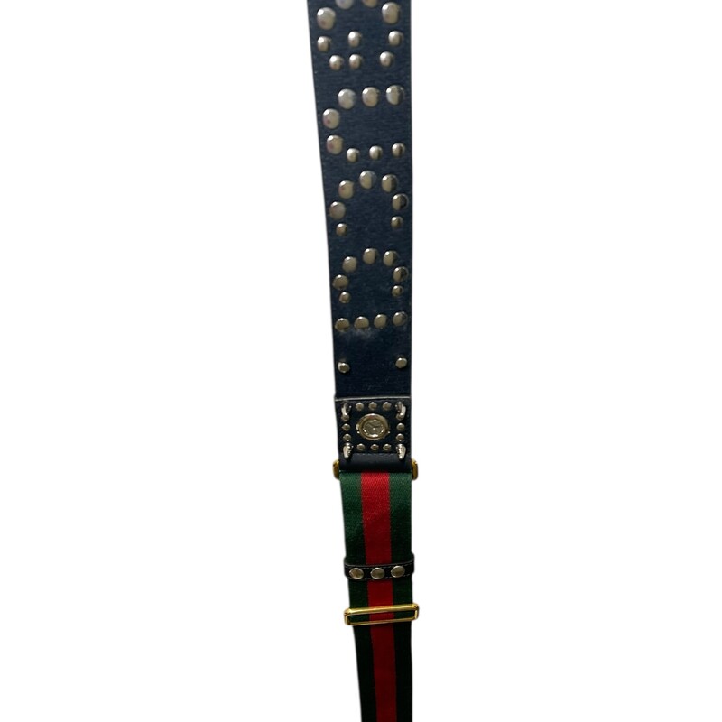 Gucci Diana Rhombus Leather Bamboo Top Handle<br />
<br />
2 Way Crossbody Bag<br />
<br />
Style Code: 721168.520981<br />
<br />
Dimensions:<br />
Handle Drop: 3.25<br />
Height: 9.5<br />
Width: 10.75<br />
Depth: 4.25<br />
<br />
In very good condition. Very faint marks on the bottom of the bag.<br />
<br />
Does not come with original dust bag or box.