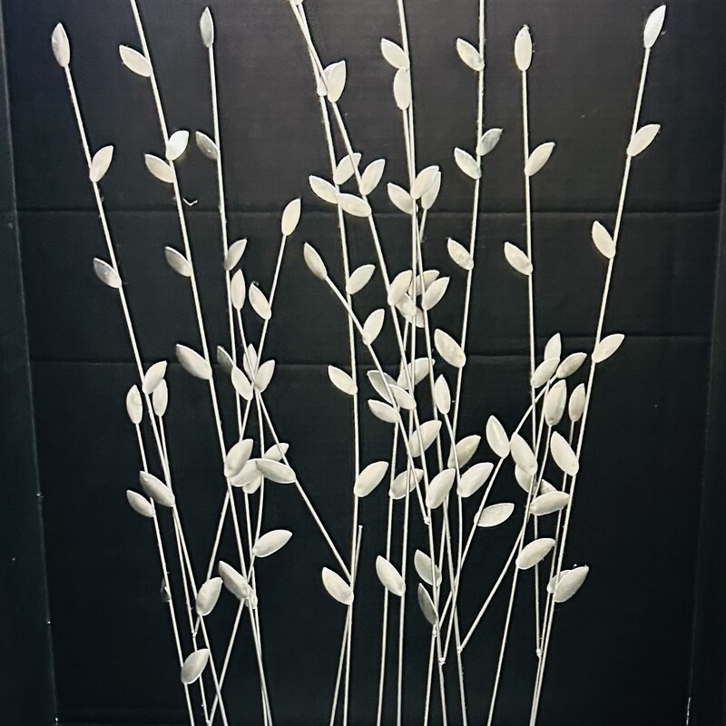 Metal Leaf Stems Sculptur