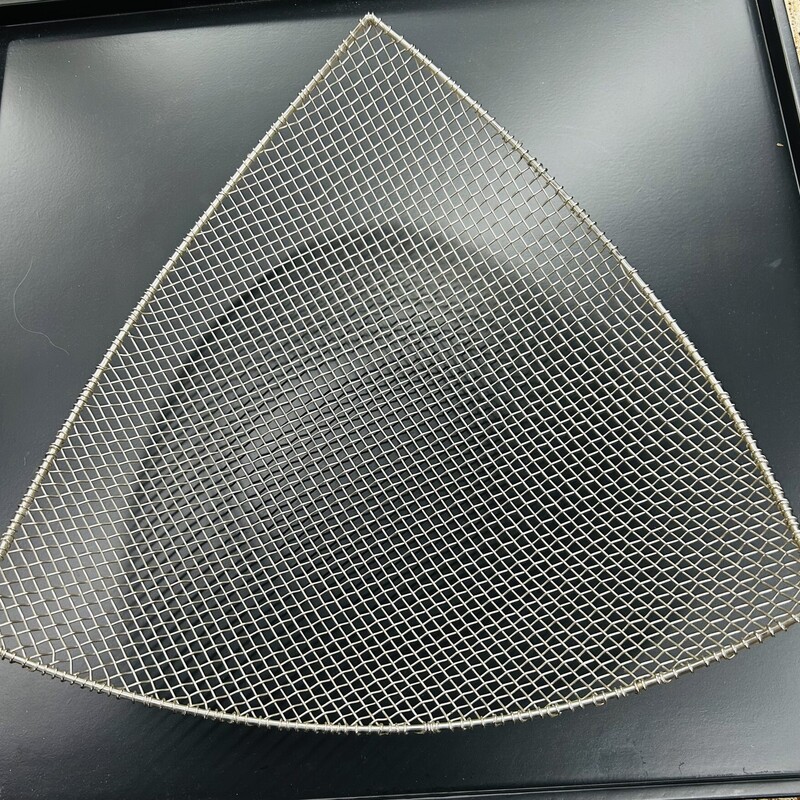 Wire Triangular Bowl