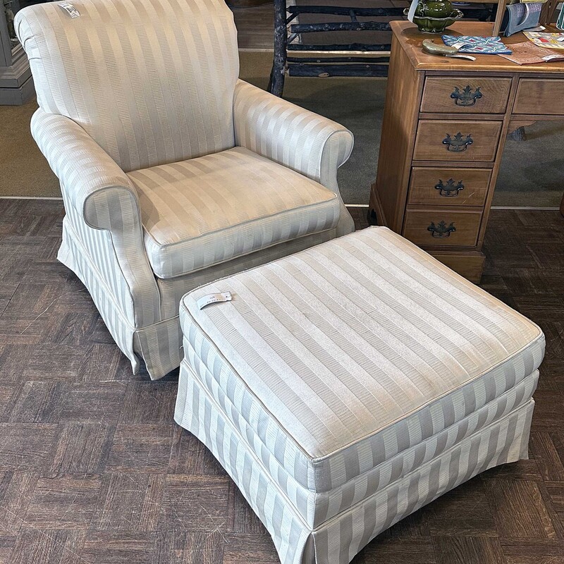 Beige Striped Swivel Rocker/Stool
Chair: 34 In Wide x 30 In Deep x 34 In Tall
Ottoman: 22 In x 25 In x 17 In.