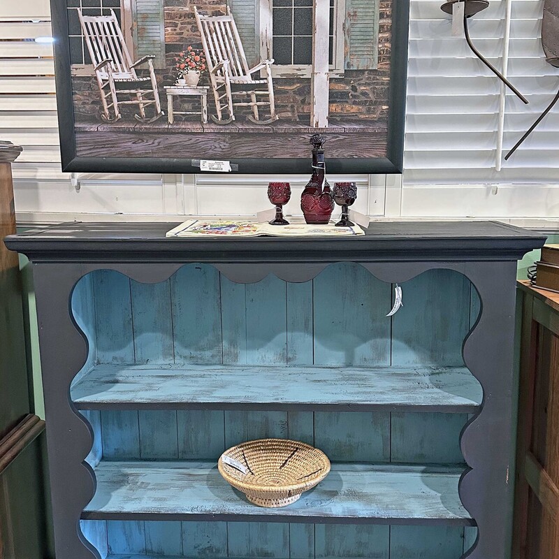 Black/Aqua 3 Shelf Bookcase with
Scalloped Edges
50 In Wide x 16In Deep x 49 In Tall.
