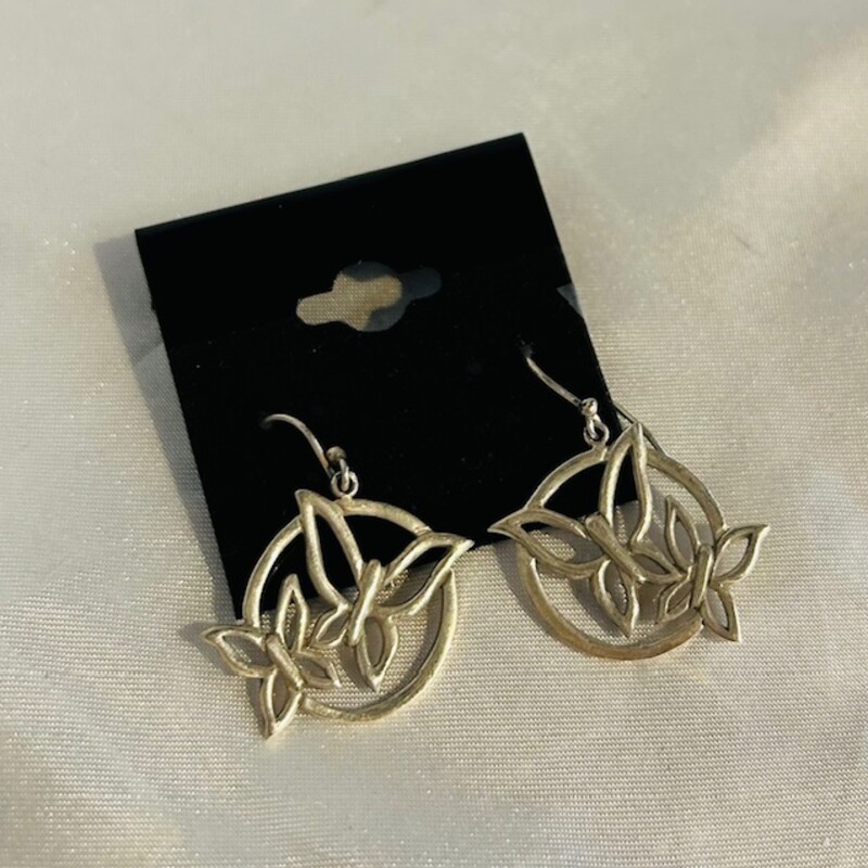 925 2 Butterfly Dangle Earrings
Silver Size: 1L
