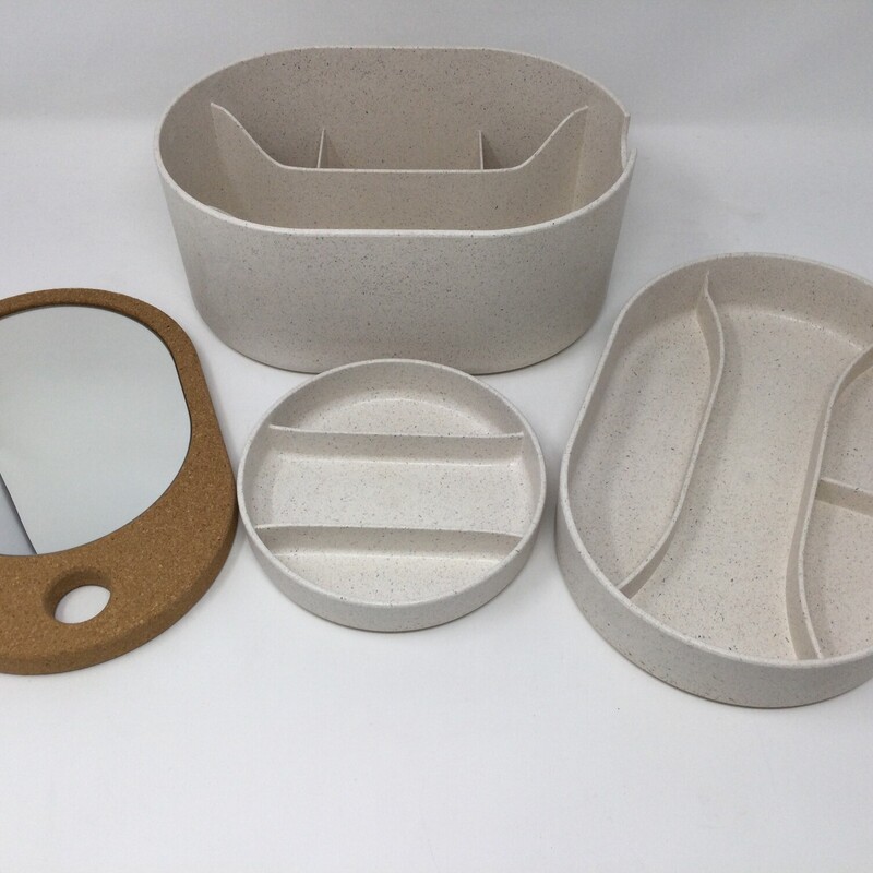 Resin Toiletry Kit