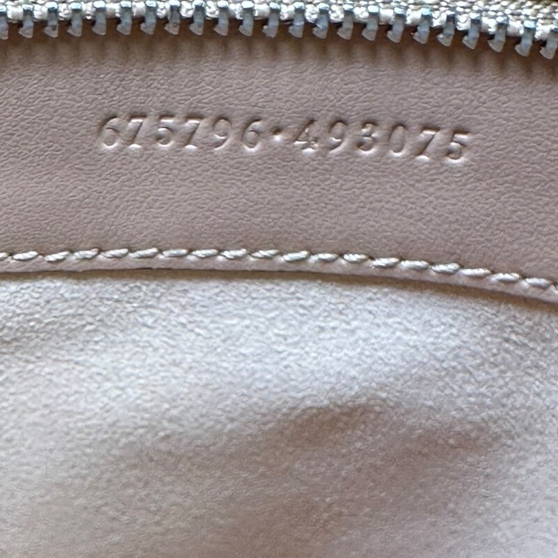 Gucci Aria Marmont Tan Medium Tote<br />
<br />
Style Code: 67596 493075<br />
<br />
Dimensions:<br />
Base length: 13.5 in<br />
Height: 10 in<br />
Width: 5.25 in<br />
Drop: 9.25 in<br />
<br />
In very good condition. Light scuffing to the corners and interior stain.<br />
<br />
Does not come with the original dust bag or box.