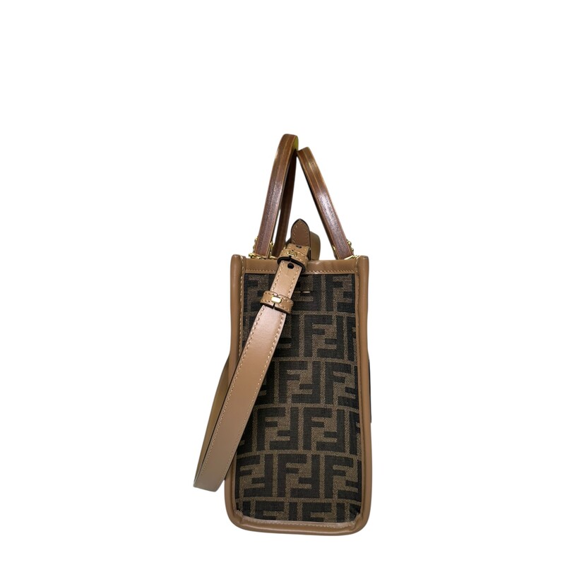 Fendi Sunshine Canvas Brown Tote<br />
<br />
Serial Code:<br />
08460992<br />
<br />
Dimensions:<br />
Length: 10 in<br />
Height: 8.5 in<br />
Width: 4.5 in<br />
Drop: 5 in<br />
Drop: 20.5 in<br />
<br />
In very good condition. Very minor corner wear.<br />
<br />
Does not come with original dust bag or box.