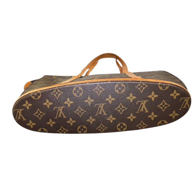 Louis Vuitton Babylone Tote Handbag<br />
<br />
Date Code: VI 0976<br />
<br />
Dimensions:<br />
Height: 12.25<br />
Width: 14<br />
Depth: 4.5<br />
<br />
In good condition. Waters marks on the leather and interior marks.The interior zippered pocket has some peeling and stickiness.<br />
<br />
Does not come with original dust bag or box,