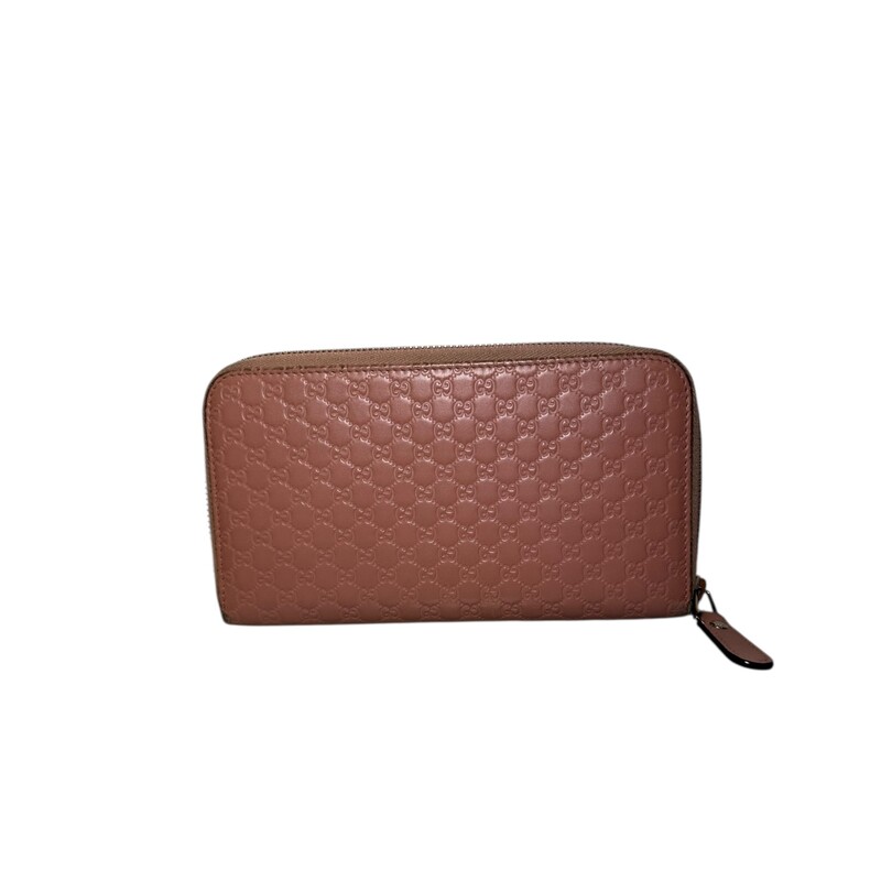 Gucci Micro GG Zippy Pink Wallet

Style Code: 449391.534563

Dimensions: 8L x 4H inches

In good condition. Some corner wear.

Does not come with original dust bag or box.