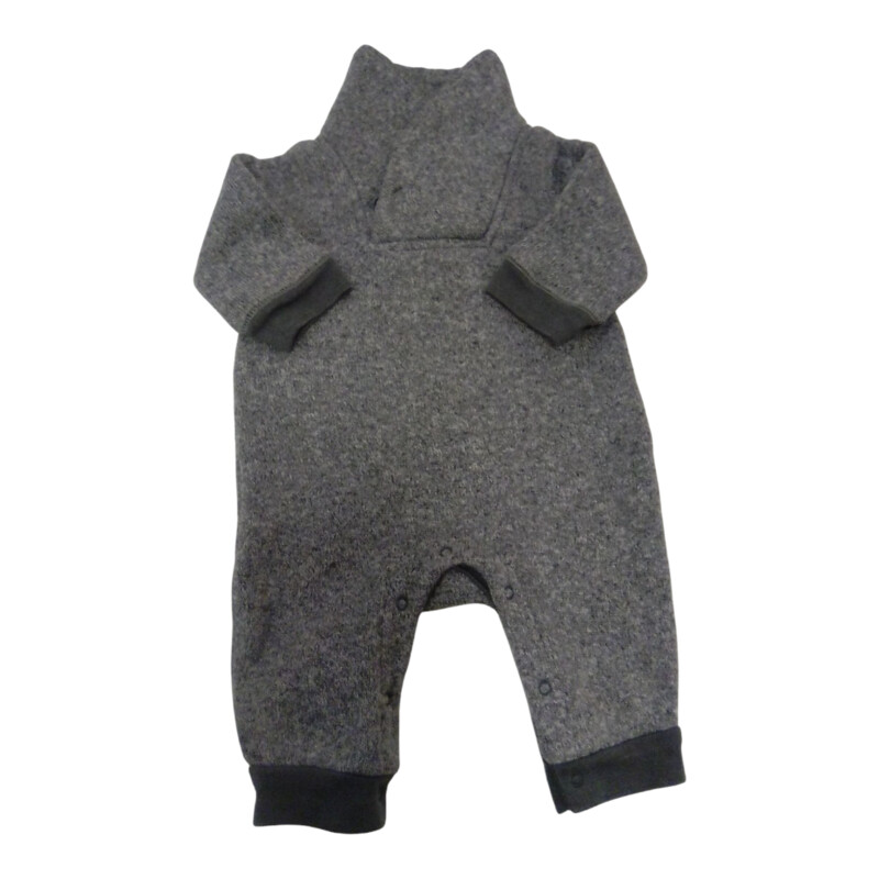 Romper: Grey, Boy, Size: 0/3m

Located at Pipsqueak Resale Boutique inside the Vancouver Mall, Suite 230, (upstairs between Round 1 and Golds Gym) or online at: #pipsqueakresale

All items are photographed prior to being steamed. Cross posted, items are located at #PipsqueakResaleBoutique, payments accepted: cash, paypal & credit cards. Any flaws will be described in the comments. More pictures available with link above. Local pick up available at the #VancouverMall, tax will be added (not included in price), shipping available (not included in price, *starts at $9.99; please contact regarding shipment of toys or other larger items), item can be placed on hold with communication, message with any questions. Join Pipsqueak Resale - Online to see all the new items! Follow us on IG @pipsqueakresale / Facebook @pipsqueakresaleboutique & Thanks for looking! Due to the nature of consignment, any known flaws will be described; ALL SHIPPED SALES ARE FINAL. All items are currently located inside Pipsqueak Resale Boutique as a store front items purchased on location before items are prepared for shipment will be refunded.

#resalerocks #shopsmall #pipsqueakresale #shopvanmall #vancouverwa #portland #reusereducerecycle #fashiononabudget #chooseused #consignment #savemoney #shoplocal #weship  #shopvanmall #vancouvermall #vancouver #vancouverwashington #keepusopen #shoplocalonline #resale #resaleboutique #mommyandme #minime #fashion #reseller #usedclothing #usedtoys #secondhand #consign #store #clothes #womensclothes #kidsclothes #shopvancouvermall