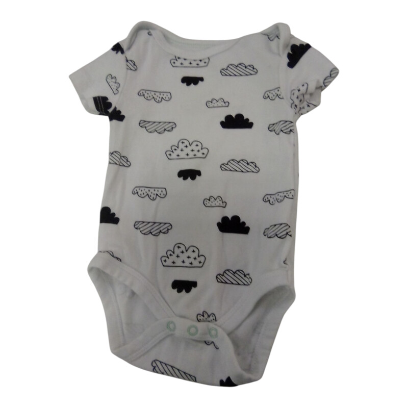 Onesie: Clouds, Boy, Size: 0/3m

Located at Pipsqueak Resale Boutique inside the Vancouver Mall, Suite 230, (upstairs between Round 1 and Golds Gym) or online at: #pipsqueakresale

All items are photographed prior to being steamed. Cross posted, items are located at #PipsqueakResaleBoutique, payments accepted: cash, paypal & credit cards. Any flaws will be described in the comments. More pictures available with link above. Local pick up available at the #VancouverMall, tax will be added (not included in price), shipping available (not included in price, *starts at $9.99; please contact regarding shipment of toys or other larger items), item can be placed on hold with communication, message with any questions. Join Pipsqueak Resale - Online to see all the new items! Follow us on IG @pipsqueakresale / Facebook @pipsqueakresaleboutique & Thanks for looking! Due to the nature of consignment, any known flaws will be described; ALL SHIPPED SALES ARE FINAL. All items are currently located inside Pipsqueak Resale Boutique as a store front items purchased on location before items are prepared for shipment will be refunded.

#resalerocks #shopsmall #pipsqueakresale #shopvanmall #vancouverwa #portland #reusereducerecycle #fashiononabudget #chooseused #consignment #savemoney #shoplocal #weship  #shopvanmall #vancouvermall #vancouver #vancouverwashington #keepusopen #shoplocalonline #resale #resaleboutique #mommyandme #minime #fashion #reseller #usedclothing #usedtoys #secondhand #consign #store #clothes #womensclothes #kidsclothes #shopvancouvermall