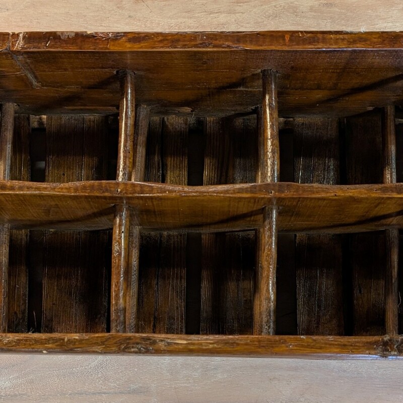 Antique Clos De Tarts