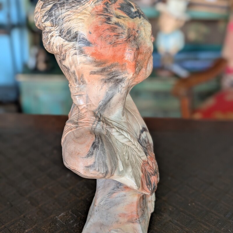 Vintage Parastone Bust, American Indian<br />
10w x 6d x 17h