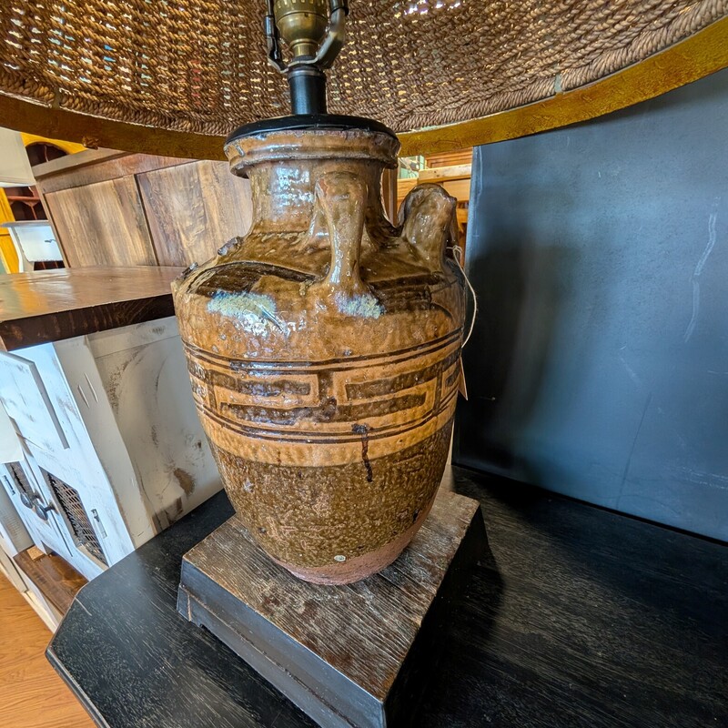 Chinese Wine Urn Lamps, Antique, Set Of 2<br />
8 x 14 Pot<br />
23 x 30 Lamp