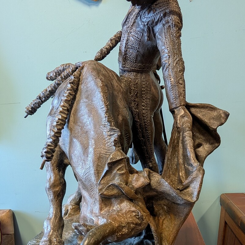 Matador / Bullfighter Bronze Sculpture M.Morcos
SIgned and numbered
33w x 17d x 24h