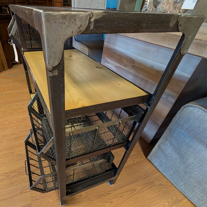 Rare Finds Wood & Metal, Basket, Drawers<br />
45w x 15 x 32.5h