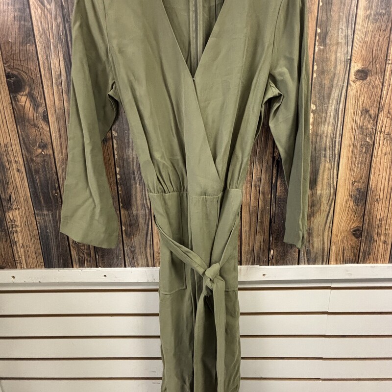 NWT Olive Jumper, Size: S