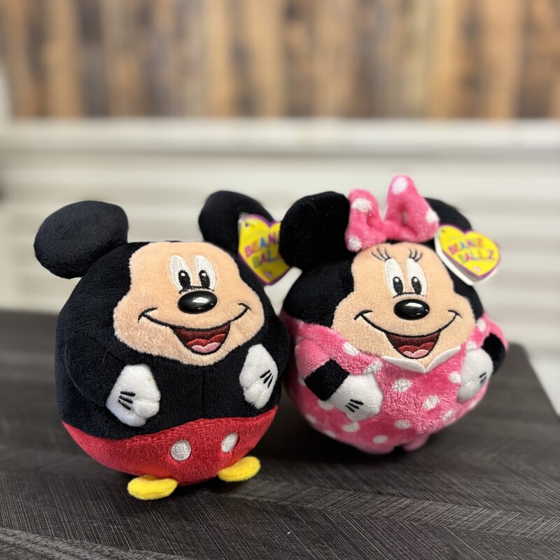 Mickey & Minnie Round Set, Size: 5 Inches