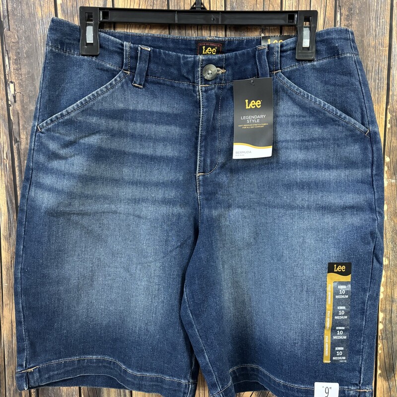 NWT Lee Bermuda Shorts, Size: 10