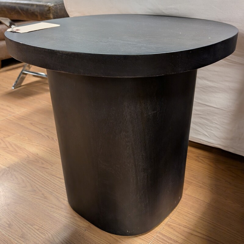 Luna Side Table, Black, Squarish
20 x 20 x 20h