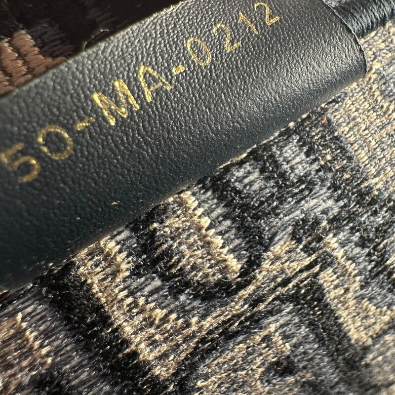 Dior Large Book Tote 2022<br />
<br />
Code: 50-MA-0212<br />
<br />
Dimensions:<br />
Base length: 16.5 in<br />
Height: 13.75 in<br />
Width: 7 in<br />
Drop: 6.25 in<br />
<br />
In excellent condition.<br />
<br />
Comes with original dust bag and box.