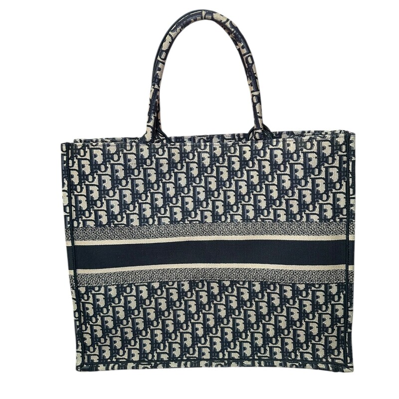 Dior Large Book Tote 2022<br />
<br />
Code: 50-MA-0212<br />
<br />
Dimensions:<br />
Base length: 16.5 in<br />
Height: 13.75 in<br />
Width: 7 in<br />
Drop: 6.25 in<br />
<br />
In excellent condition.<br />
<br />
Comes with original dust bag and box.