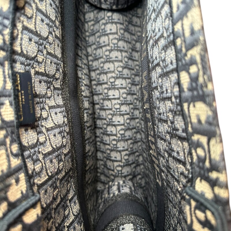 Dior Large Book Tote 2022<br />
<br />
Code: 50-MA-0212<br />
<br />
Dimensions:<br />
Base length: 16.5 in<br />
Height: 13.75 in<br />
Width: 7 in<br />
Drop: 6.25 in<br />
<br />
In excellent condition.<br />
<br />
Comes with original dust bag and box.