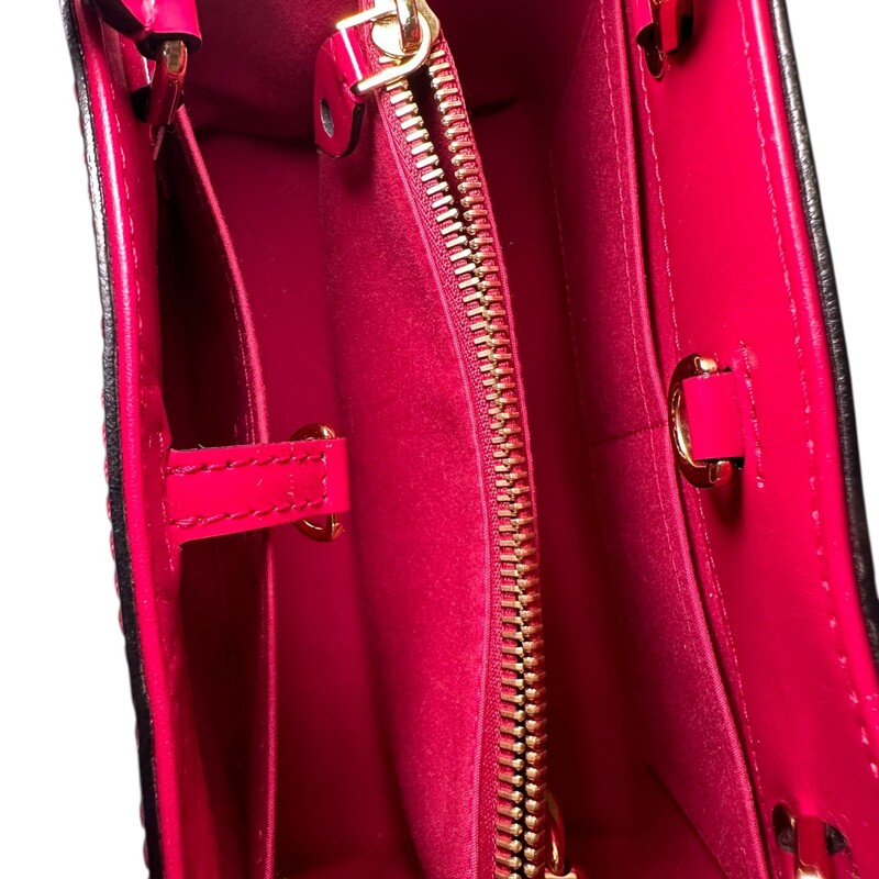 Louis Vuitton Montaigna BB Magenta<br />
<br />
Date Code:<br />
CA1135<br />
<br />
Dimensions:<br />
11.5 L x 5.5 W x 7.5 H<br />
<br />
In excellent condition. Light scuffing to hardware.<br />
<br />
Comes with original dust bag. No box.