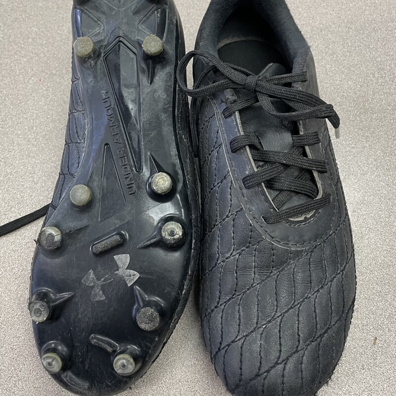 Under armour Soccer Cleats, Black, Size: 3Y