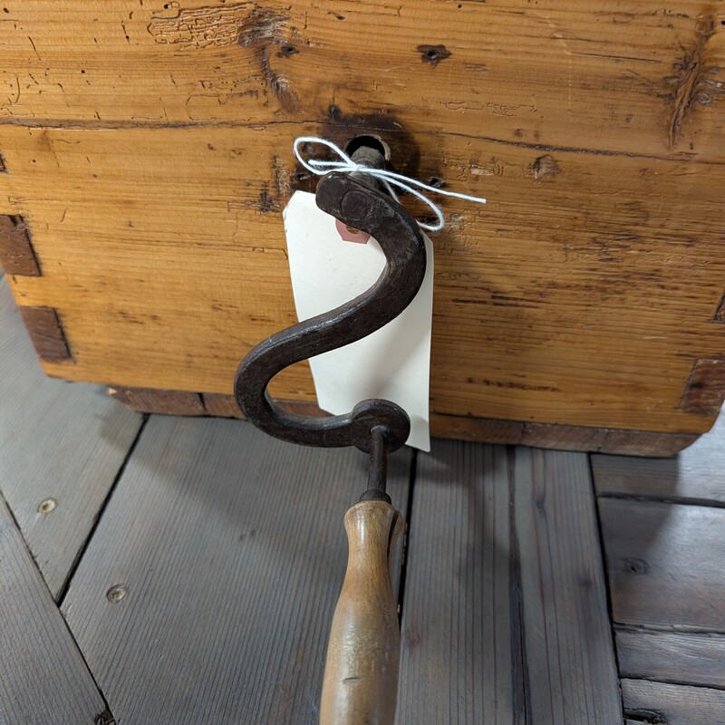 Antique Butter Churn, Wood, Crank<br />
16w x 13d x 14h