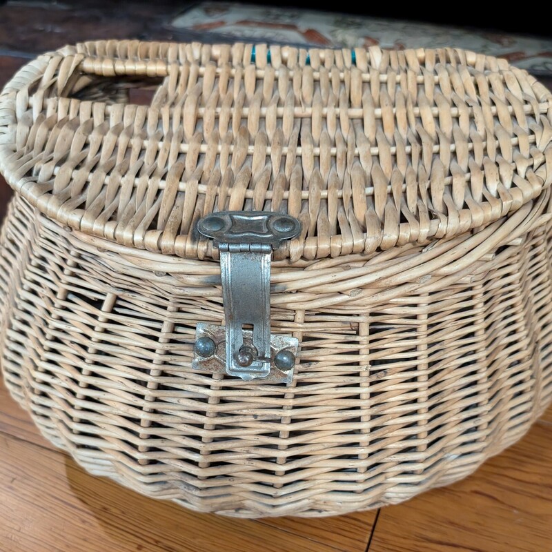 Vtg Fishing Creel