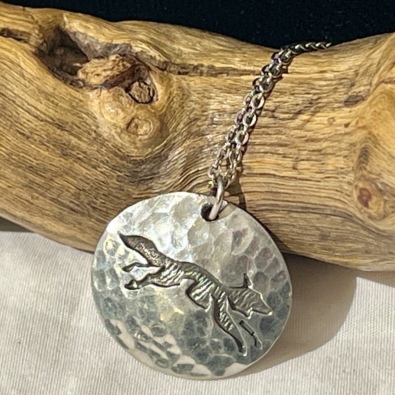 Fox Disc necklace