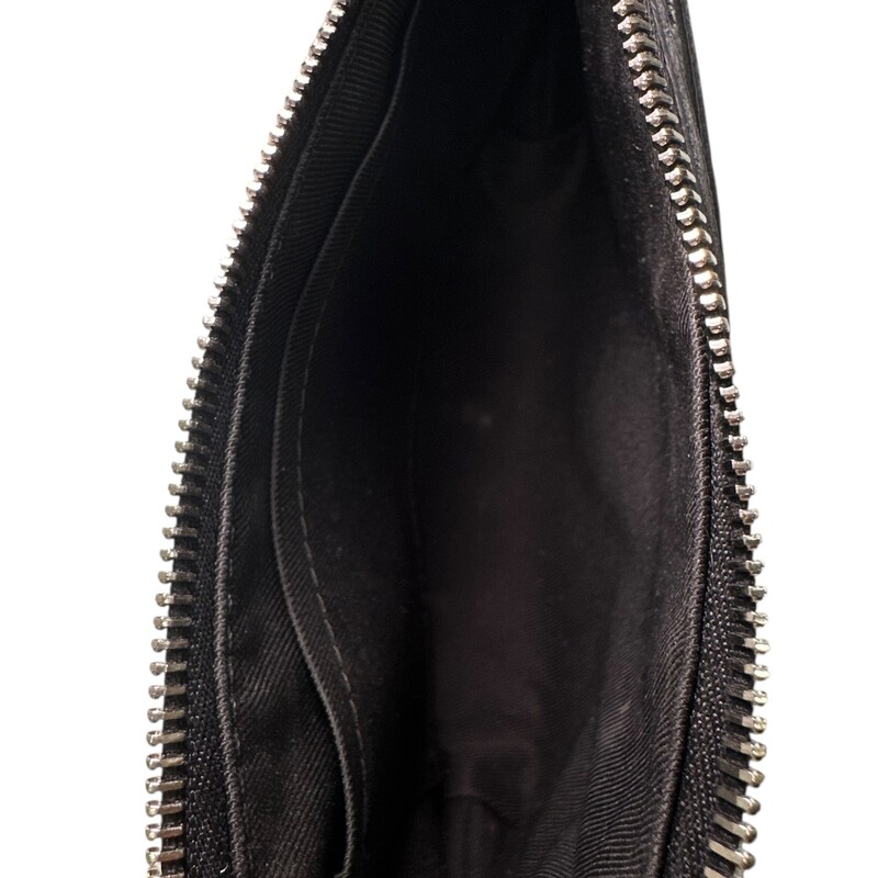 Louis Vuitton Pallas BB Black Emperiente<br />
<br />
AR1220<br />
<br />
Dimensions:<br />
Base length: 7.25 in<br />
Height: 5.75 in<br />
Width: 1.75 in<br />
Drop: 24 in to 0.00 in<br />
<br />
In excellent condition.<br />
<br />
Does not come with original dust bag or box.