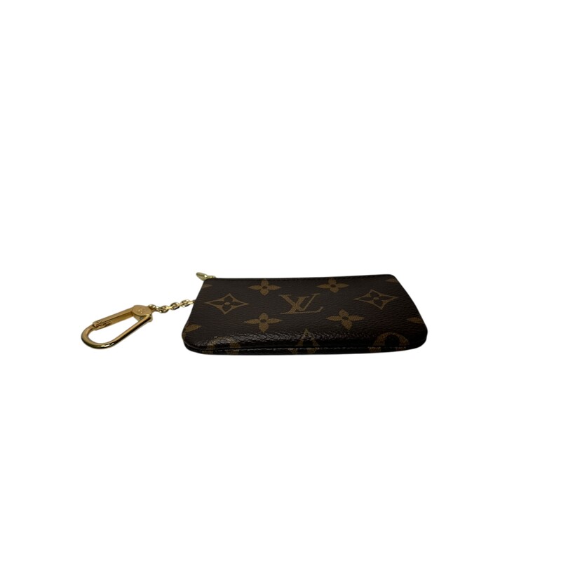 Louis Vuitton Key Holder Monogram<br />
<br />
Date Code: CT3250<br />
<br />
Dimensions:<br />
4.7 x 2.8 x 0.4 inches<br />
(Length x Height x Width)<br />
<br />
In excellent condition.<br />
<br />
Does not come with the original dust bag or box.