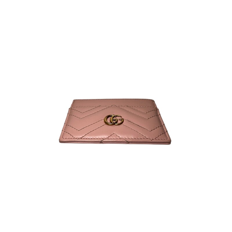 Gucci Marmont Card Case Pink<br />
<br />
Date Code: 443127 2134<br />
<br />
Dimensions:<br />
4W x 2.5H<br />
<br />
In very good condition. Light wear to the hardware.<br />
<br />
Does come with the original dust bag or box.