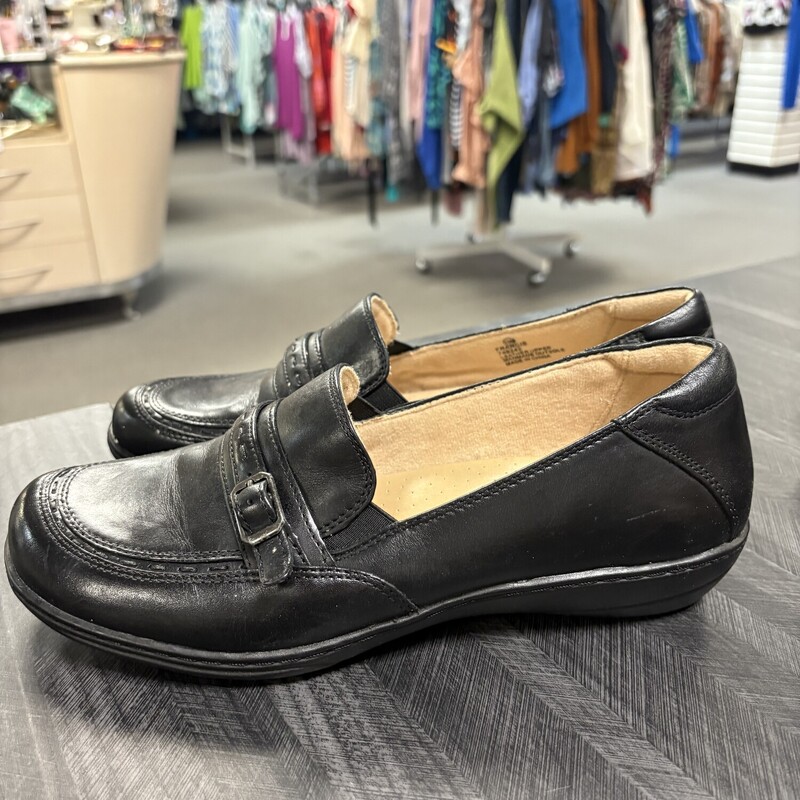 Black Slide Shoes, Size: 8.5