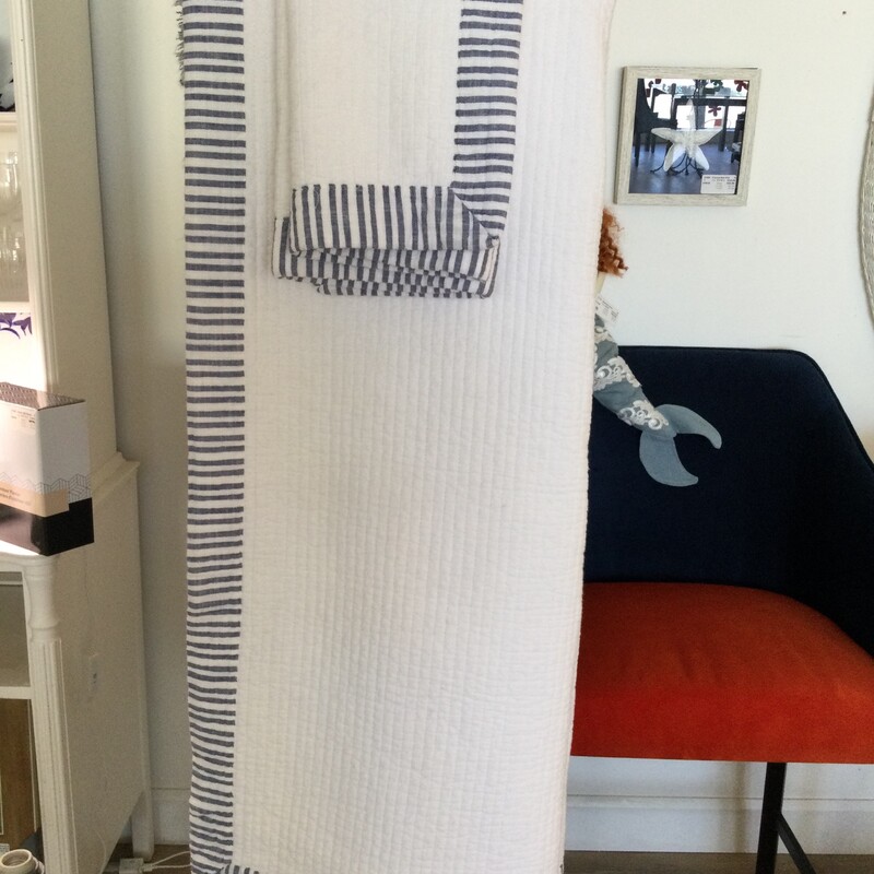 Quilted Coverlet & Sham S