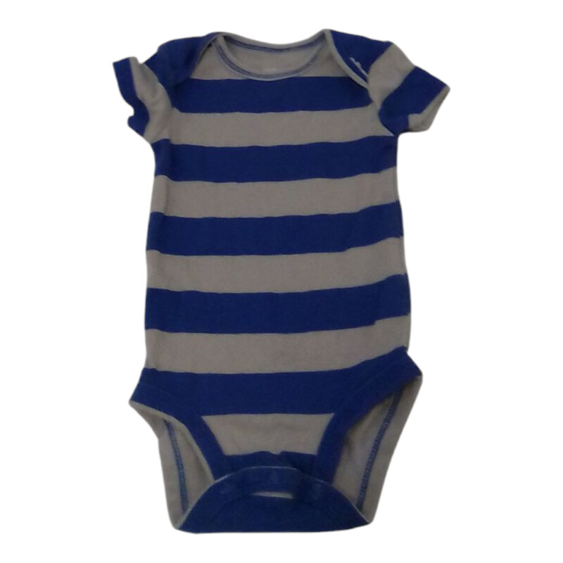 Onesie: Blue/Gray Stripe, Boy, Size: 3m

Located at Pipsqueak Resale Boutique inside the Vancouver Mall, Suite 230, (upstairs between Round 1 and Golds Gym) or online at: #pipsqueakresale

All items are photographed prior to being steamed. Cross posted, items are located at #PipsqueakResaleBoutique, payments accepted: cash, paypal & credit cards. Any flaws will be described in the comments. More pictures available with link above. Local pick up available at the #VancouverMall, tax will be added (not included in price), shipping available (not included in price, *starts at $9.99; please contact regarding shipment of toys or other larger items), item can be placed on hold with communication, message with any questions. Join Pipsqueak Resale - Online to see all the new items! Follow us on IG @pipsqueakresale / Facebook @pipsqueakresaleboutique & Thanks for looking! Due to the nature of consignment, any known flaws will be described; ALL SHIPPED SALES ARE FINAL. All items are currently located inside Pipsqueak Resale Boutique as a store front items purchased on location before items are prepared for shipment will be refunded.

#resalerocks #shopsmall #pipsqueakresale #shopvanmall #vancouverwa #portland #reusereducerecycle #fashiononabudget #chooseused #consignment #savemoney #shoplocal #weship  #shopvanmall #vancouvermall #vancouver #vancouverwashington #keepusopen #shoplocalonline #resale #resaleboutique #mommyandme #minime #fashion #reseller #usedclothing #usedtoys #secondhand #consign #store #clothes #womensclothes #kidsclothes #shopvancouvermall