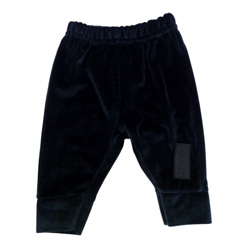 Pants: Blue Velvet DKNY Pattern, Girl, Size: 0/3m

Located at Pipsqueak Resale Boutique inside the Vancouver Mall, Suite 230, (upstairs between Round 1 and Golds Gym) or online at: #pipsqueakresale

All items are photographed prior to being steamed. Cross posted, items are located at #PipsqueakResaleBoutique, payments accepted: cash, paypal & credit cards. Any flaws will be described in the comments. More pictures available with link above. Local pick up available at the #VancouverMall, tax will be added (not included in price), shipping available (not included in price, *starts at $9.99; please contact regarding shipment of toys or other larger items), item can be placed on hold with communication, message with any questions. Join Pipsqueak Resale - Online to see all the new items! Follow us on IG @pipsqueakresale / Facebook @pipsqueakresaleboutique & Thanks for looking! Due to the nature of consignment, any known flaws will be described; ALL SHIPPED SALES ARE FINAL. All items are currently located inside Pipsqueak Resale Boutique as a store front items purchased on location before items are prepared for shipment will be refunded.

#resalerocks #shopsmall #pipsqueakresale #shopvanmall #vancouverwa #portland #reusereducerecycle #fashiononabudget #chooseused #consignment #savemoney #shoplocal #weship  #shopvanmall #vancouvermall #vancouver #vancouverwashington #keepusopen #shoplocalonline #resale #resaleboutique #mommyandme #minime #fashion #reseller #usedclothing #usedtoys #secondhand #consign #store #clothes #womensclothes #kidsclothes #shopvancouvermall