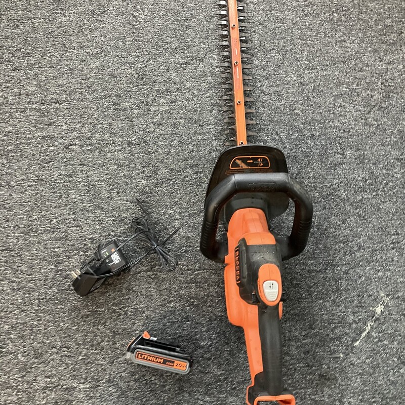 Cordless Hedge Trimmer,  Black and Decker 20V Li Ion with battery and charger