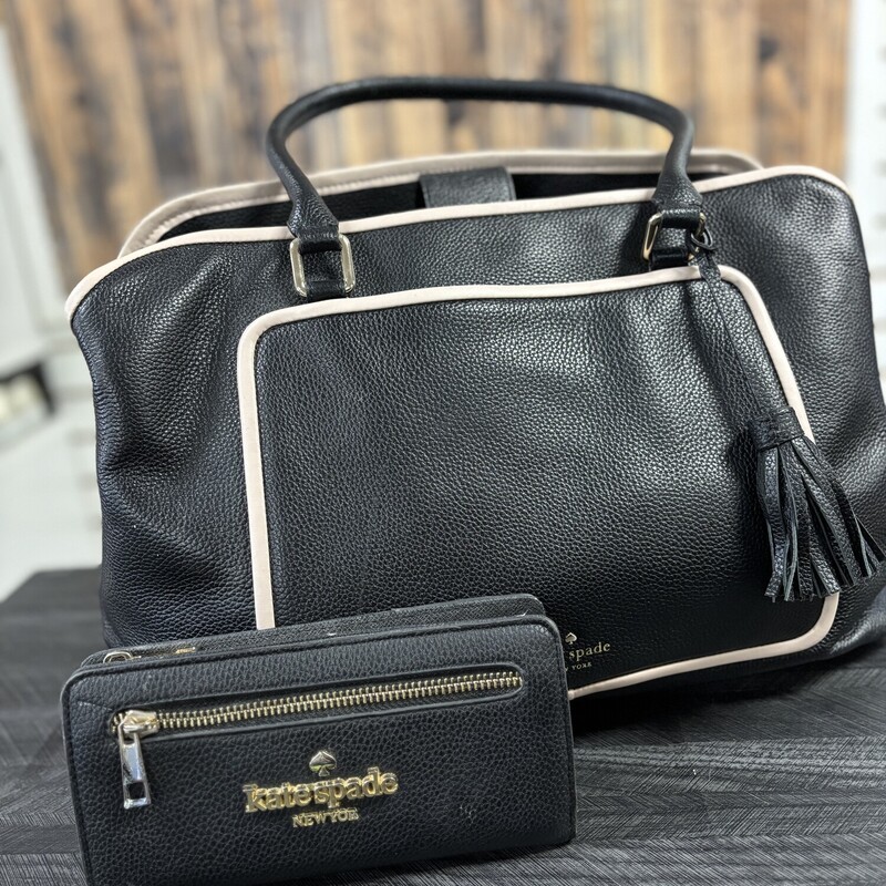 Black Kate Spade Purse & Wallet
***Handles have some wear.***