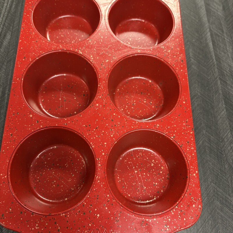 Red Muffin Tin