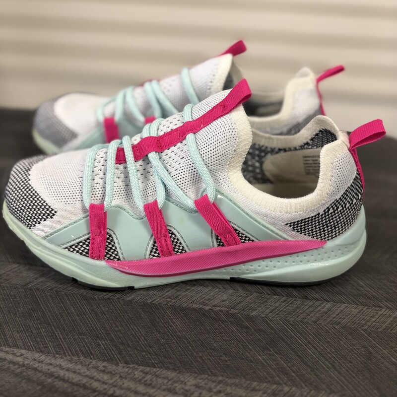 Green/pink Shoes